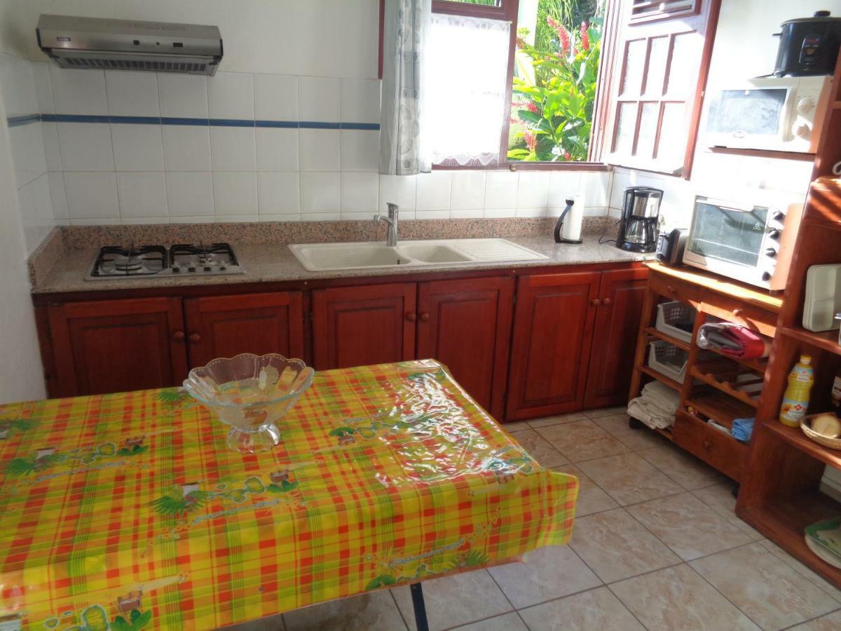 Appartement Jardin Bananier à Deshaies Extérieur photo