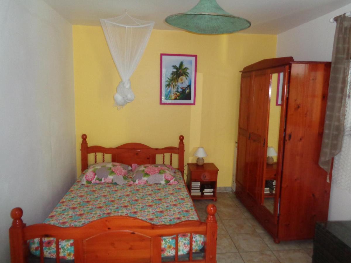Appartement Jardin Bananier à Deshaies Extérieur photo