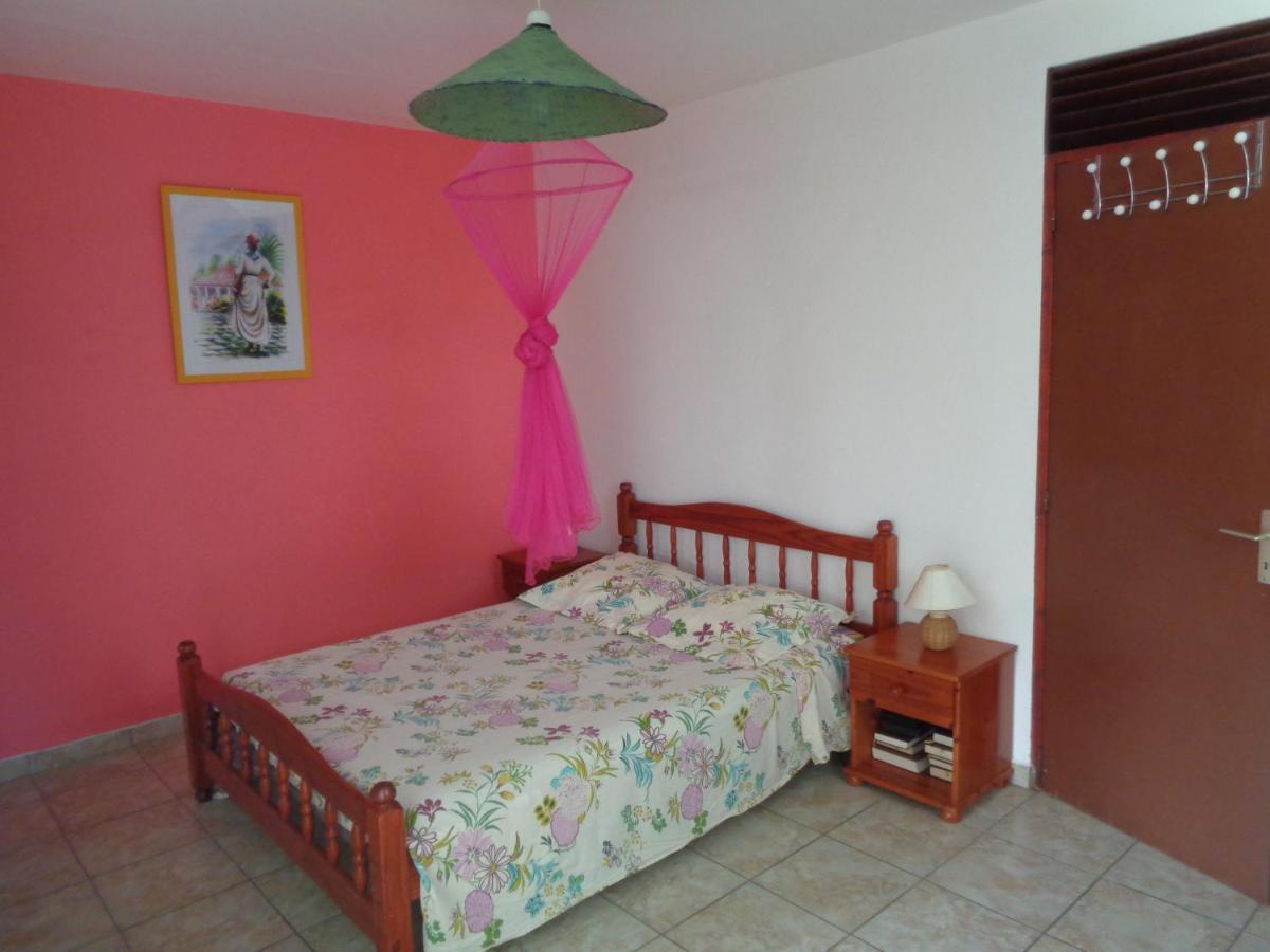 Appartement Jardin Bananier à Deshaies Extérieur photo