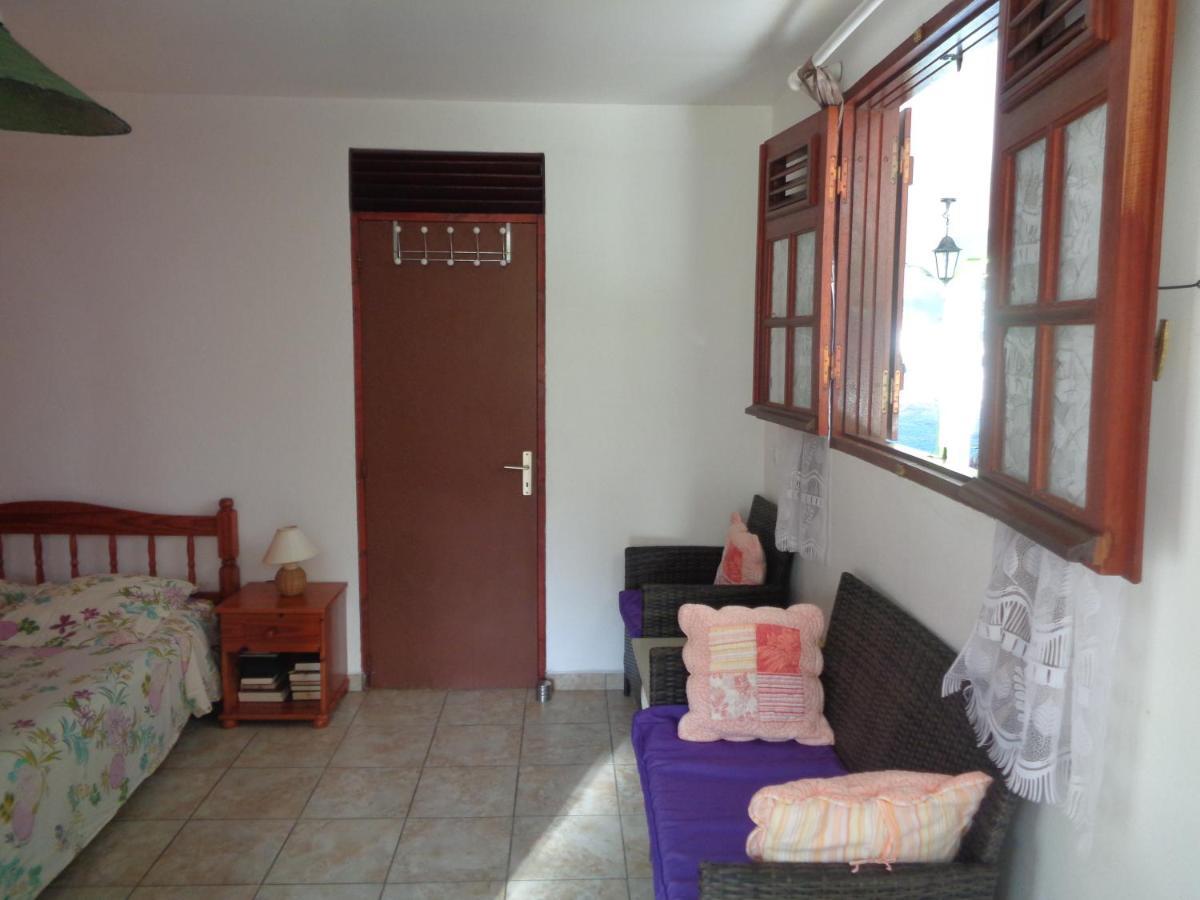 Appartement Jardin Bananier à Deshaies Extérieur photo